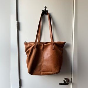 Able leather tote